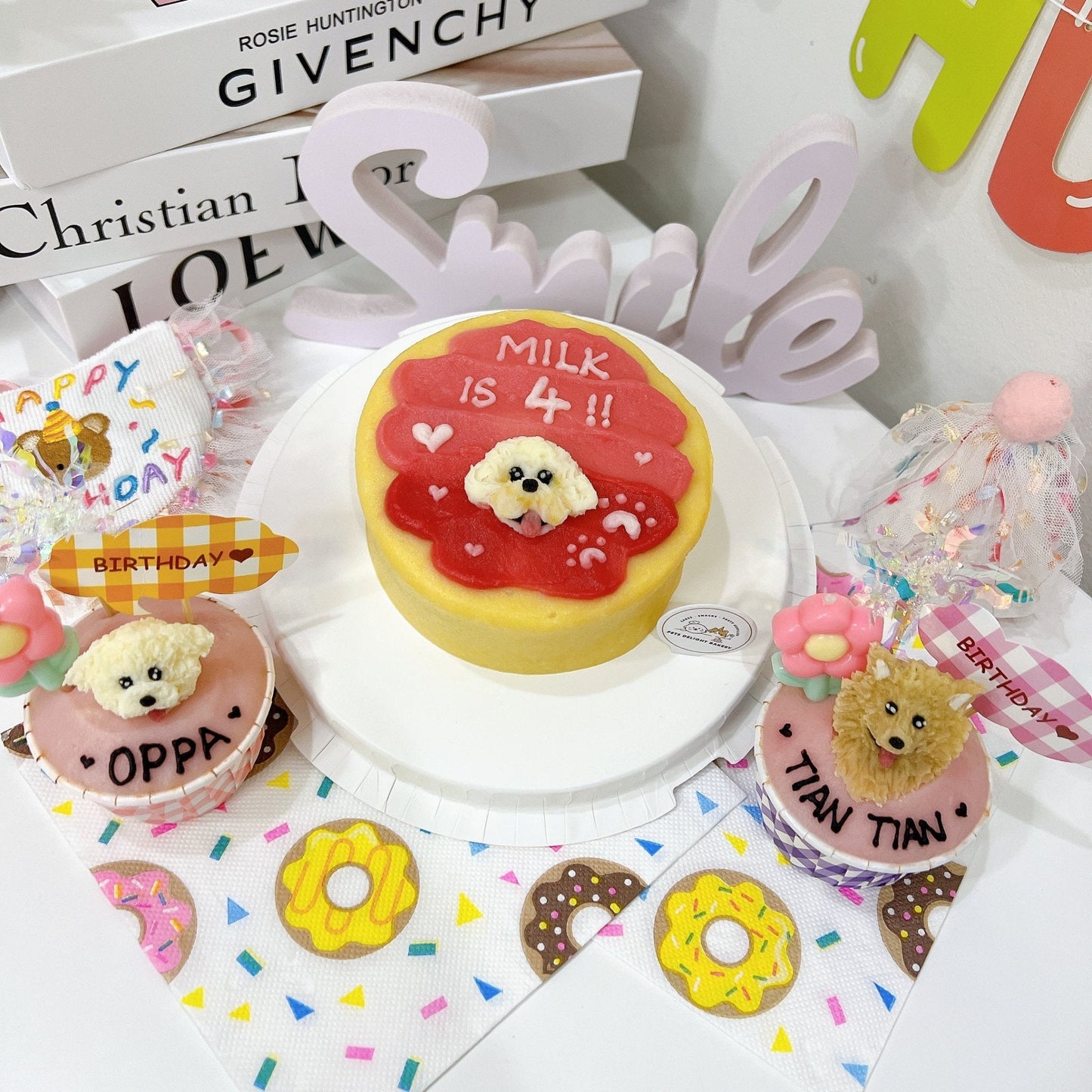 2D Custom Dog/Cat Cake + 3D Cupcake Bundle Set - Pets Delight Bakery Pte Ltd