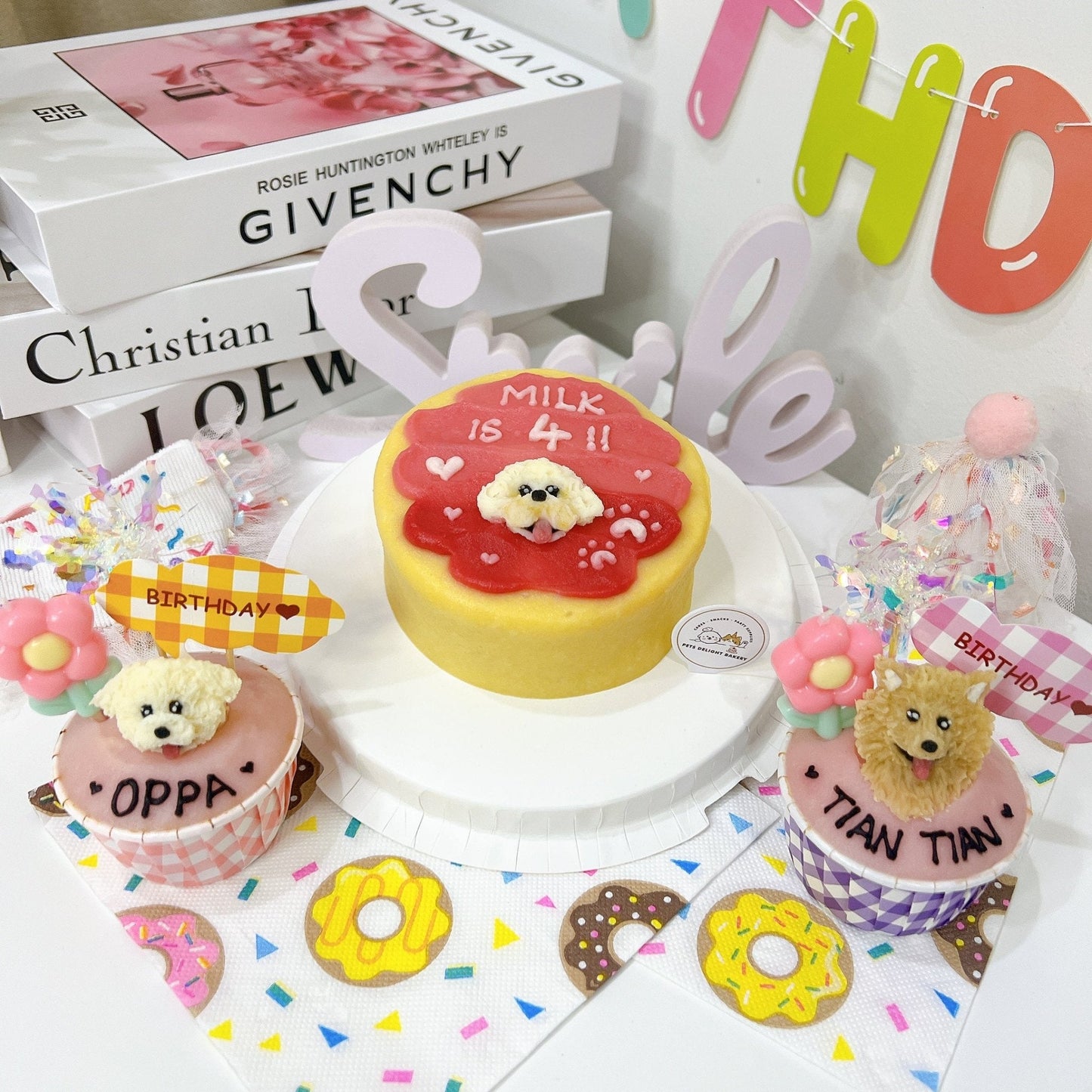 2D Custom Dog/Cat Cake + 3D Cupcake Bundle Set - Pets Delight Bakery Pte Ltd