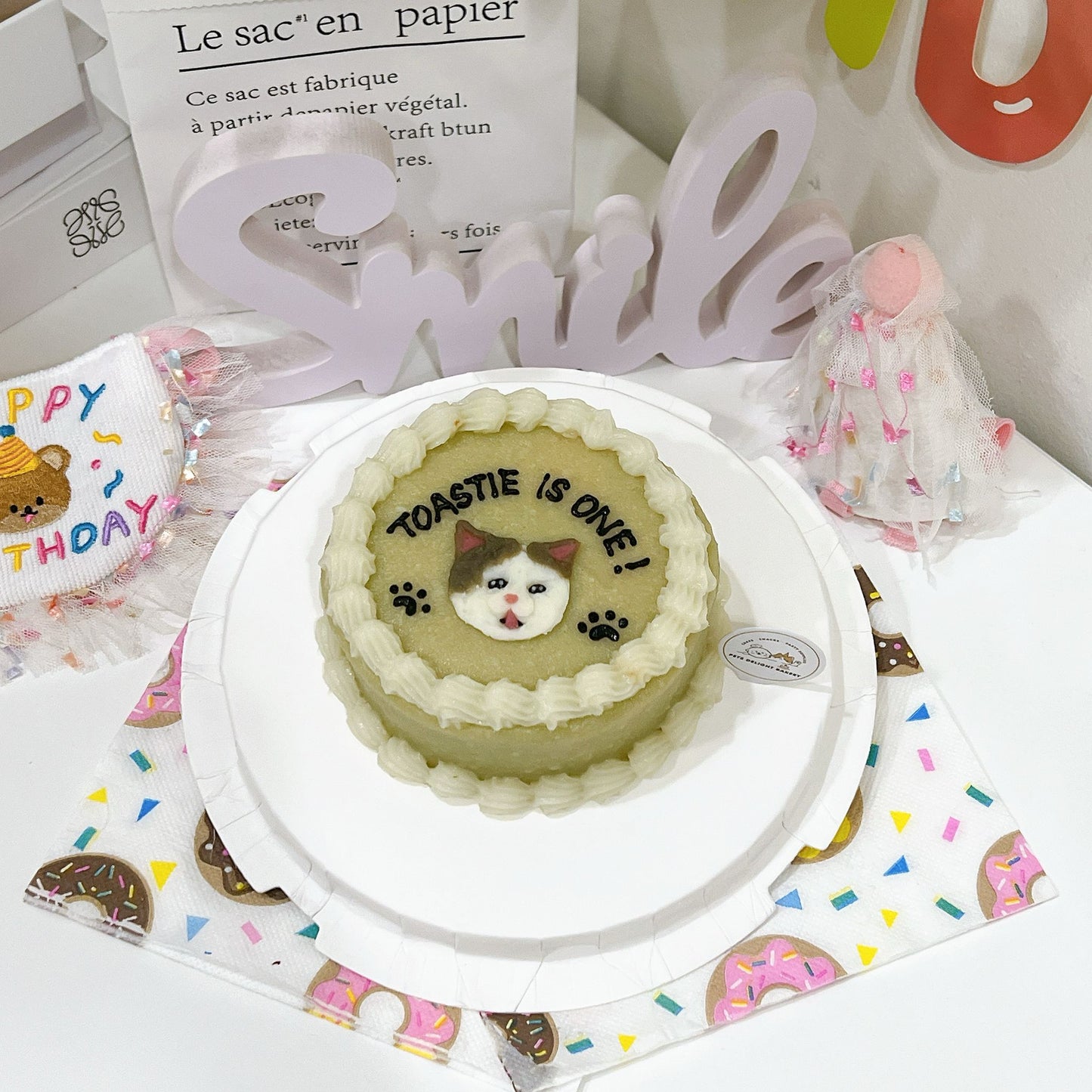 2D Custom Dog/Cat Simple Cake