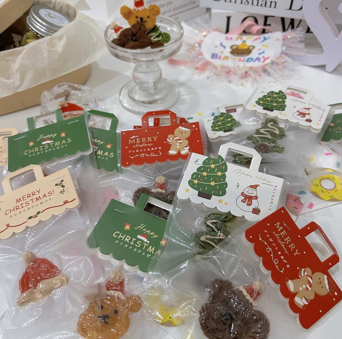 Christmas Dehydrated Pet Treats Gift Box (For Dog n Cat) - Pets Delight Bakery Pte Ltd