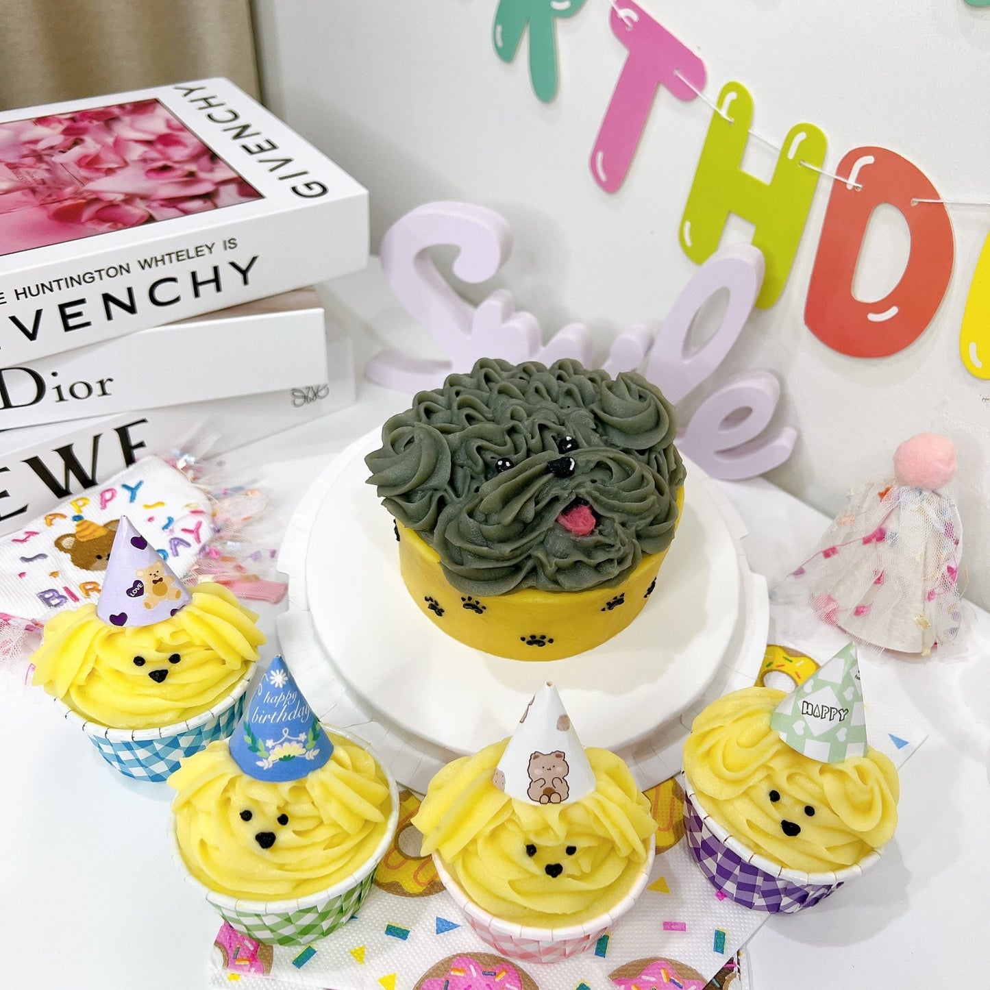 Simple Cake + Party Cupcake Bundle Set - Pets Delight Bakery Pte Ltd