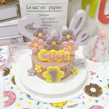 2D Dog/Cat Floral Cake