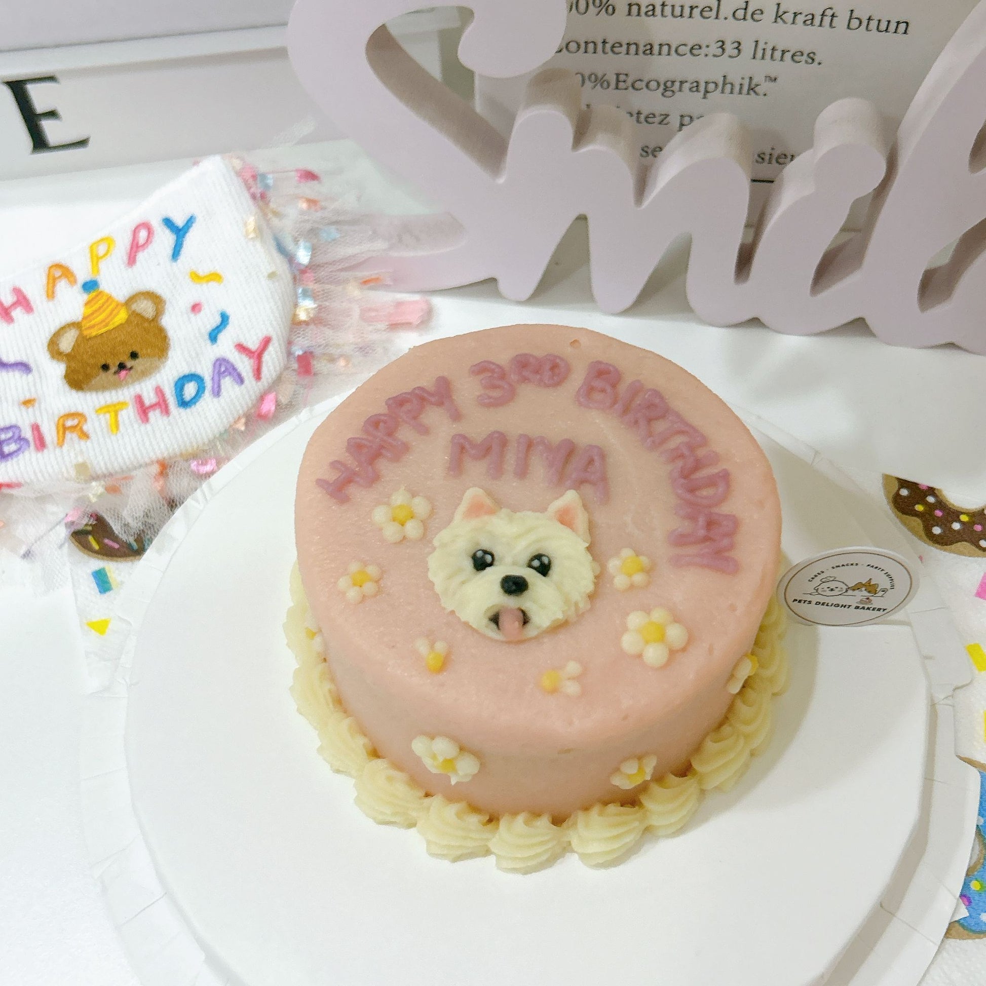 2D Custom Dog/Cat Daisy Cake (Same - day) - Pets Delight Bakery Pte Ltd