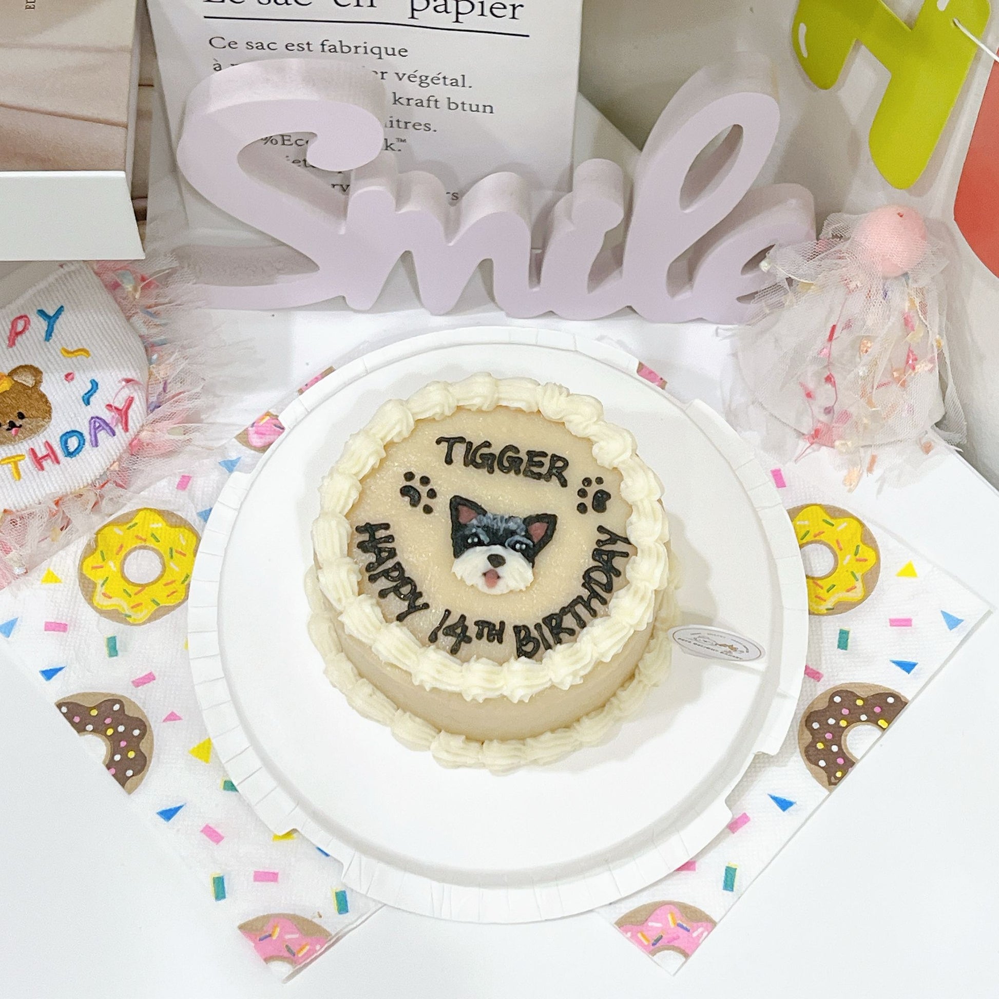 2D Custom Dog/Cat Simple Cake (Same - day) - Pets Delight Bakery Pte Ltd