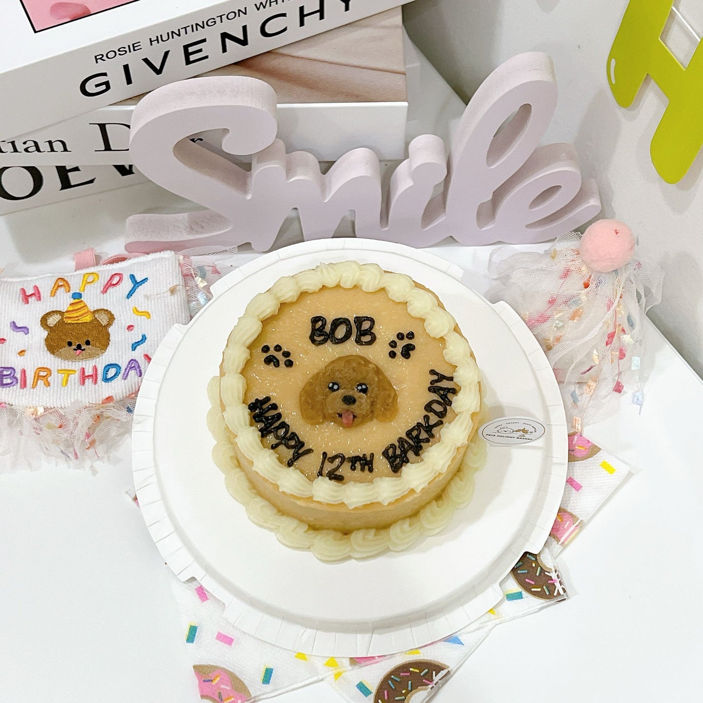 2D Custom Dog/Cat Simple Cake (Same - day) - Pets Delight Bakery Pte Ltd