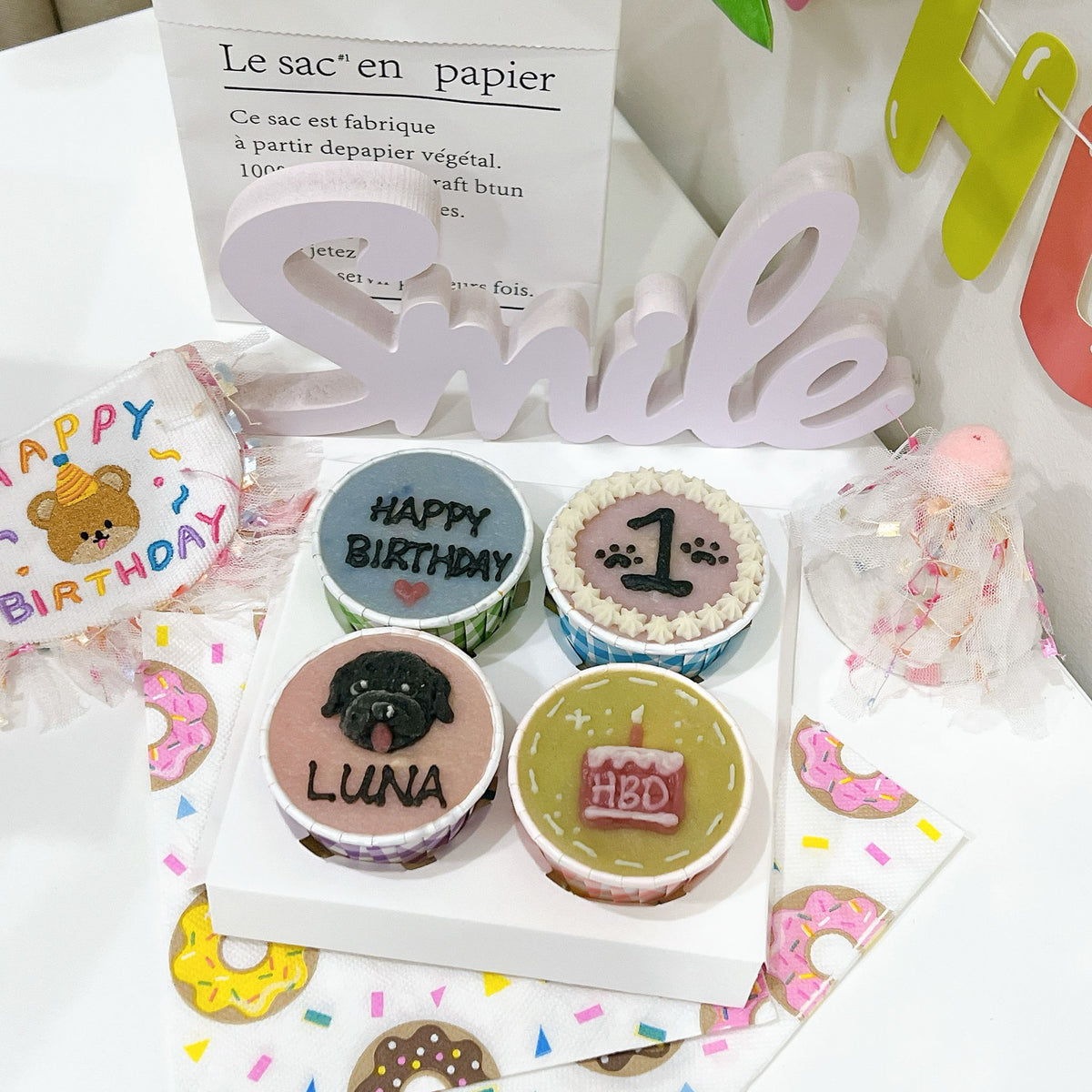 2D Dog/Cat Pupcakes (Same-day) - Pets Delight Bakery Pte Ltd
