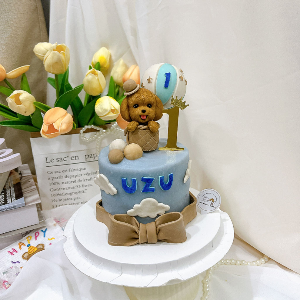 3D Customized Dog/Cat Hot Air Balloon Tall Cake - Pets Delight Bakery Pte Ltd