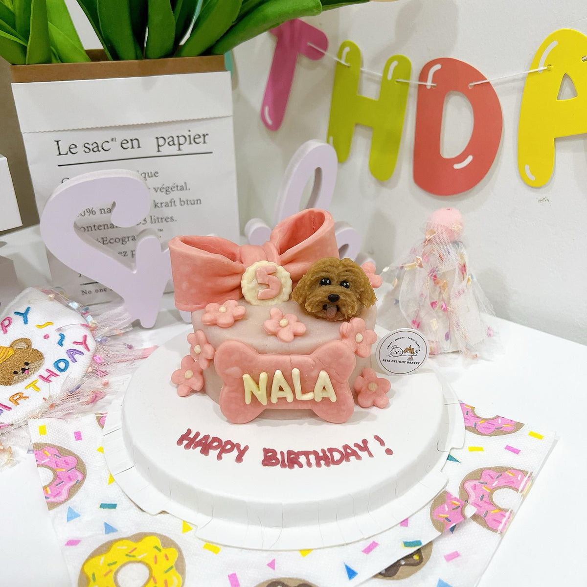 3D Customized Dog/Cat Ribbon Flowers Cake - Pets Delight Bakery Pte Ltd