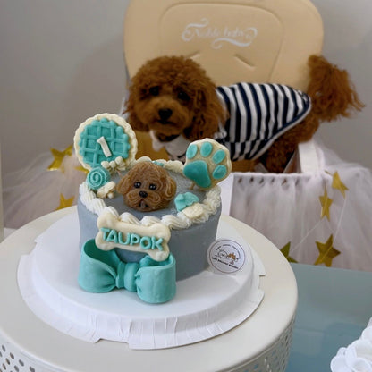 3D Customized Paws - up Cake - Pets Delight Bakery Pte Ltd