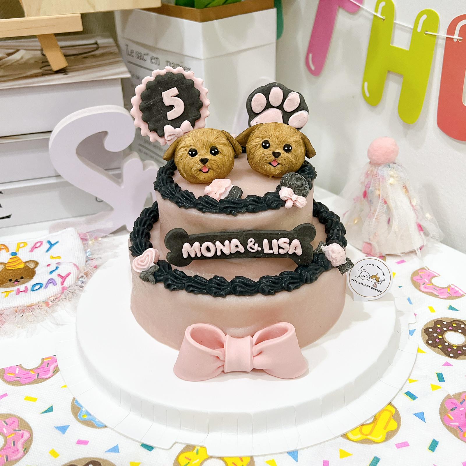 3D Customized Paws - up Cake - Pets Delight Bakery Pte Ltd
